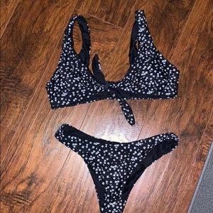 Ditsy floral knot front top with cheeky bikini